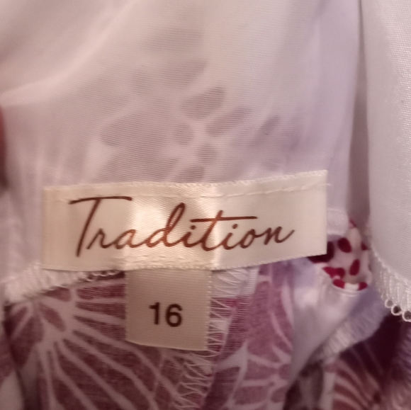 Tradition Cotton summer dress, light and breezy - Picture 4 of 8